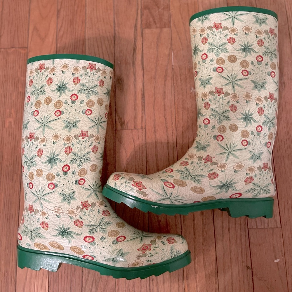 Women’s Rain Boots
